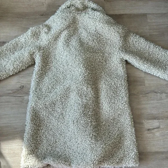 STRADIVARIUS DOUBLE BUTTON TEDDY COAT IN PUTTY-NEUTRAL sz M - Picture 9 of 10
